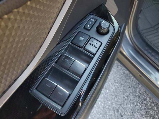 2021 Toyota C-HR LE
