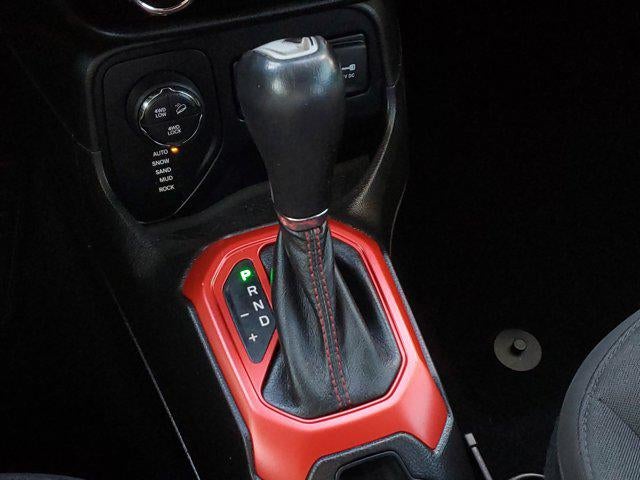 2017 Jeep Renegade Trailhawk