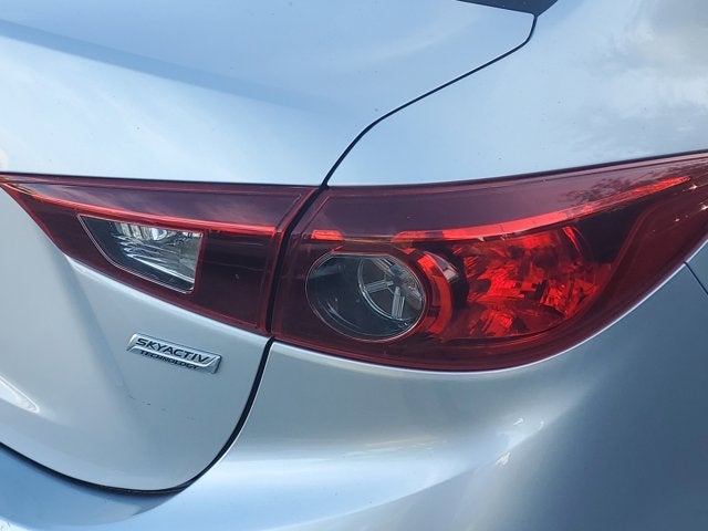 2017 Mazda Mazda3 4-Door Touring