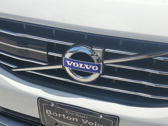 2016 Volvo XC60 T5 Platinum