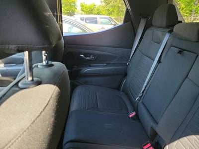 2025 Hyundai Santa Cruz SE