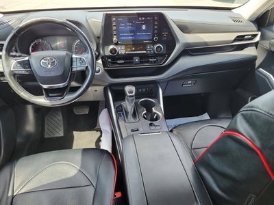2021 Toyota Highlander Base