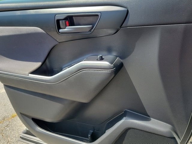 2021 Toyota Highlander Base