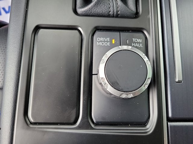 2022 Toyota Tundra 2WD Platinum