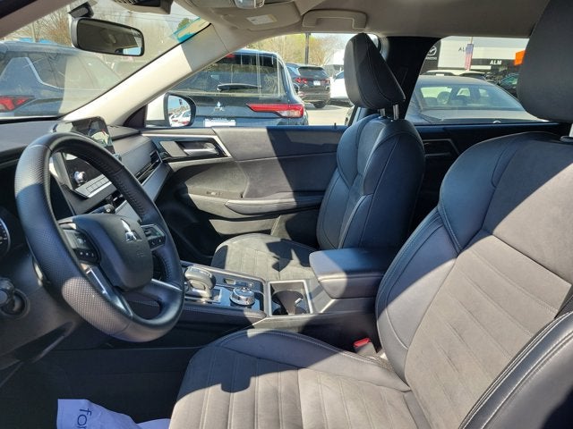 2024 Mitsubishi Outlander SE Black Edition