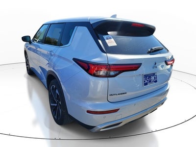 2024 Mitsubishi Outlander SE Black Edition