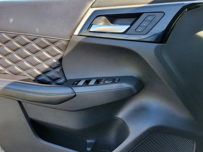 2023 Mitsubishi Outlander PHEV SEL