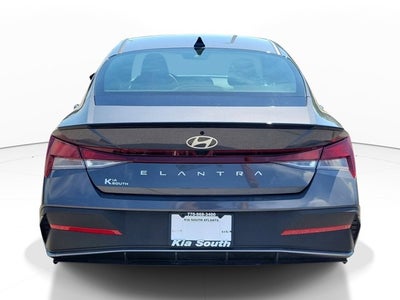 2025 Hyundai Elantra SEL Sport