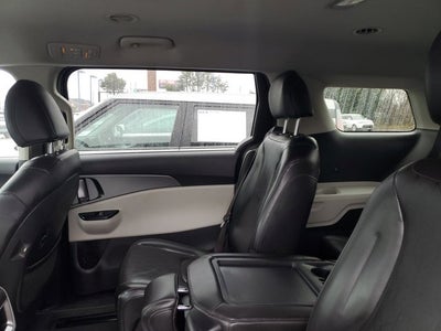 2022 Kia Carnival LXS