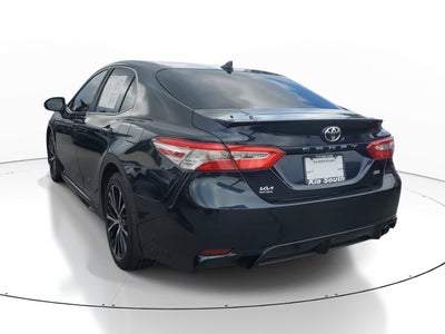 2023 Volvo XC60 Ultimate Bright Theme