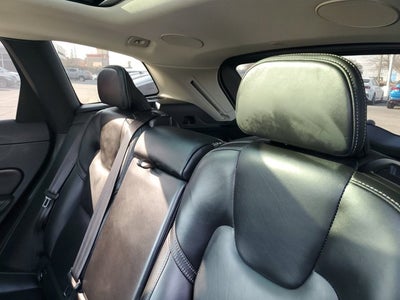 2023 Volvo XC60 Ultimate Bright Theme