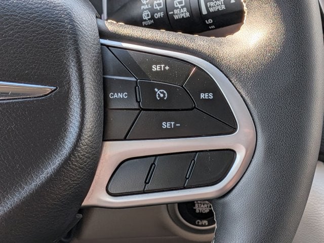 2024 Chrysler Voyager LX