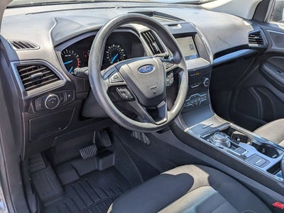 2020 Ford Edge SE