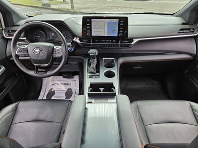 2022 Toyota Sienna XSE