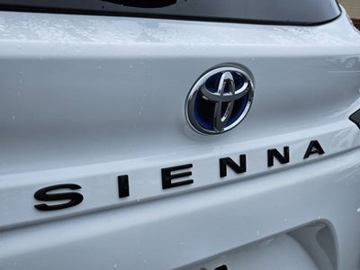 2022 Toyota Sienna XSE