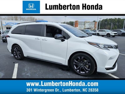 2022 Toyota Sienna XSE