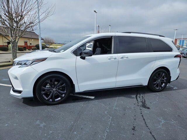 2022 Toyota Sienna XSE