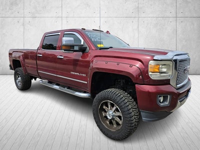 2015 GMC Sierra 3500HD available WiFi Denali