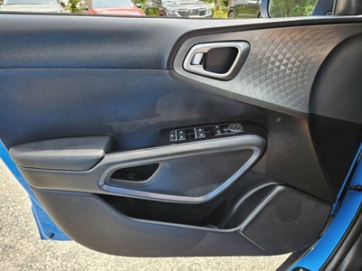 2023 Kia Soul EX