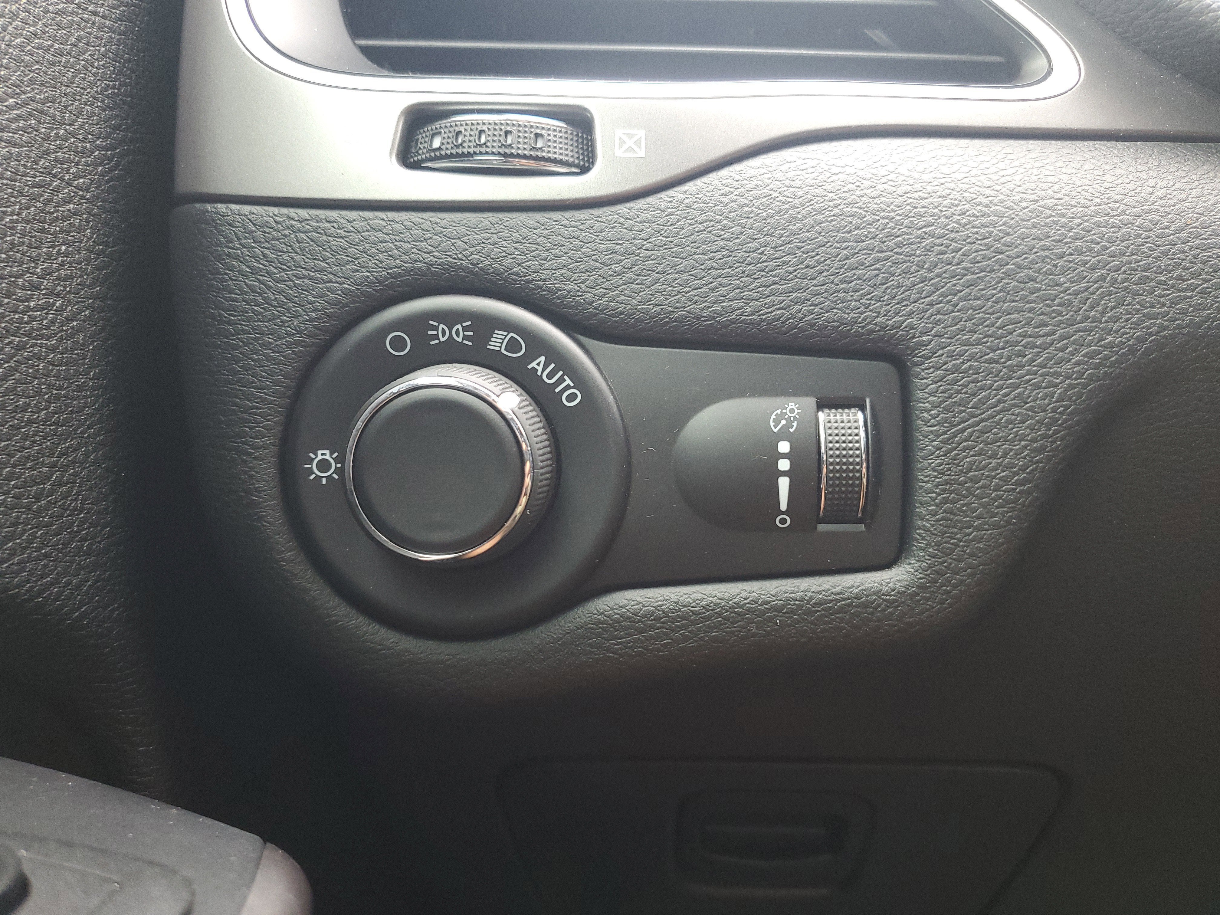 2021 Jeep Cherokee Latitude