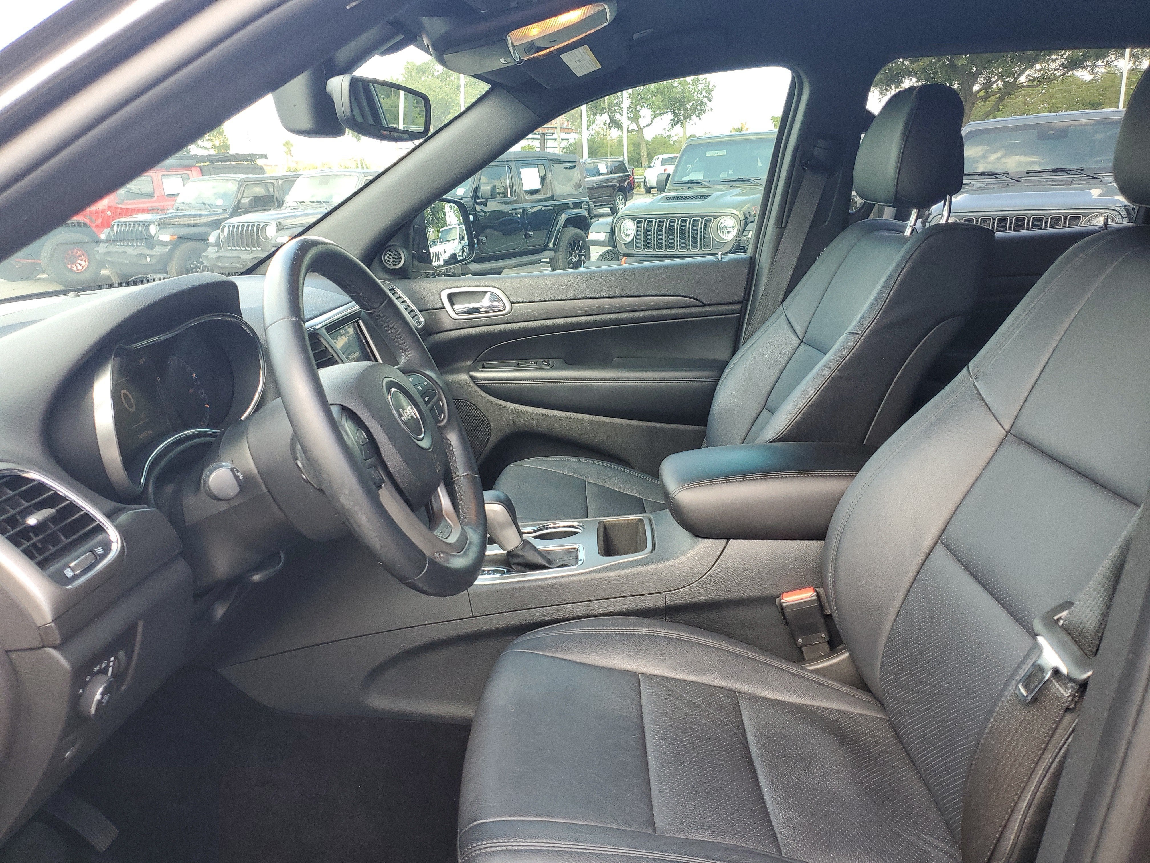 2018 Jeep Grand Cherokee Laredo E
