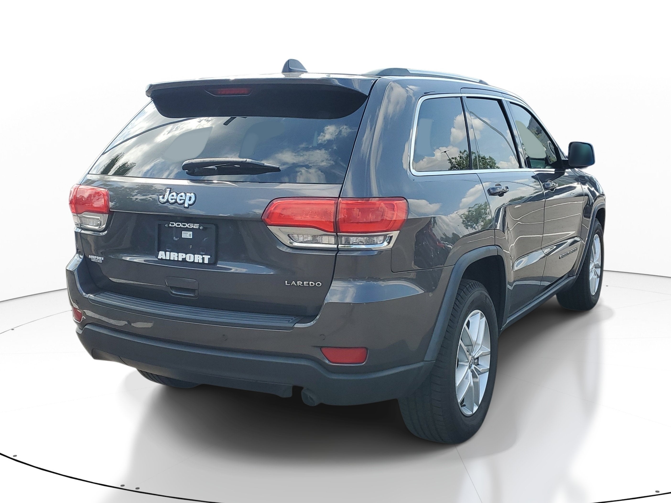 2018 Jeep Grand Cherokee Laredo E