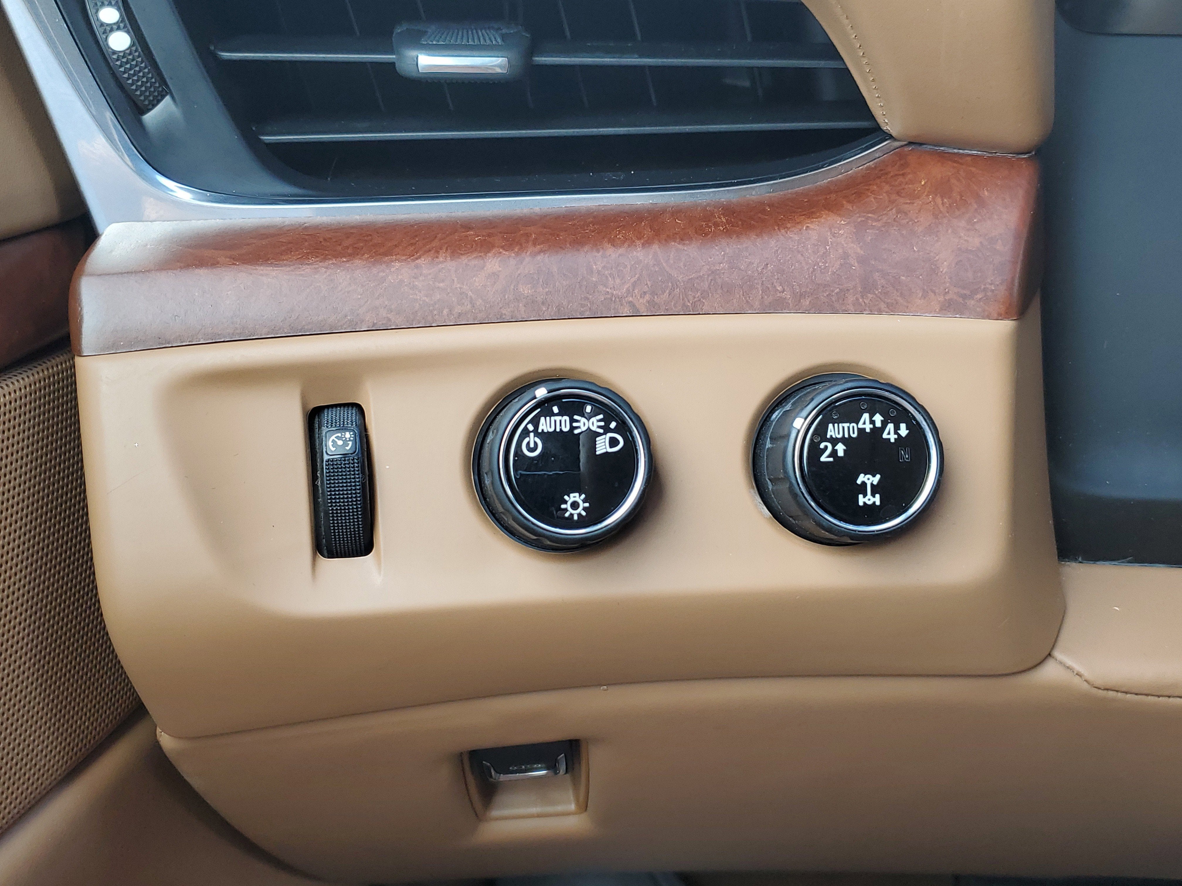 2017 Cadillac Escalade Platinum