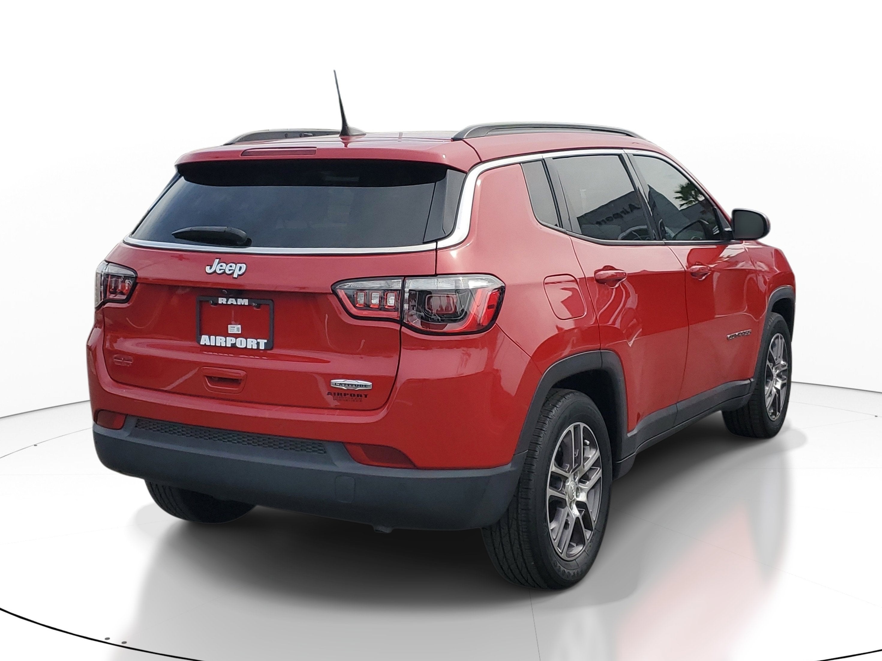 2020 Jeep Compass Latitude w/Sun/Safety Pkg