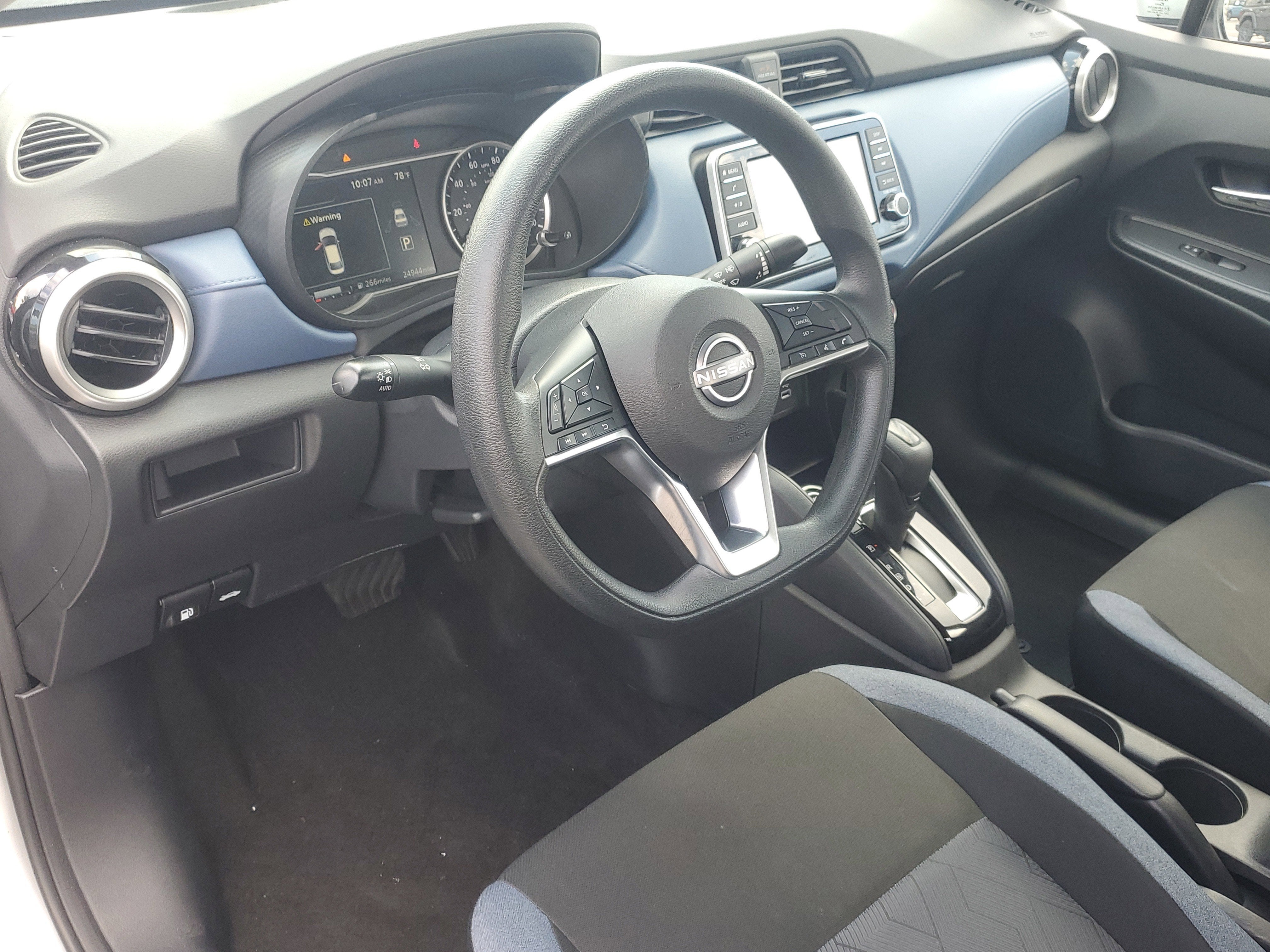 2025 Nissan Versa SV
