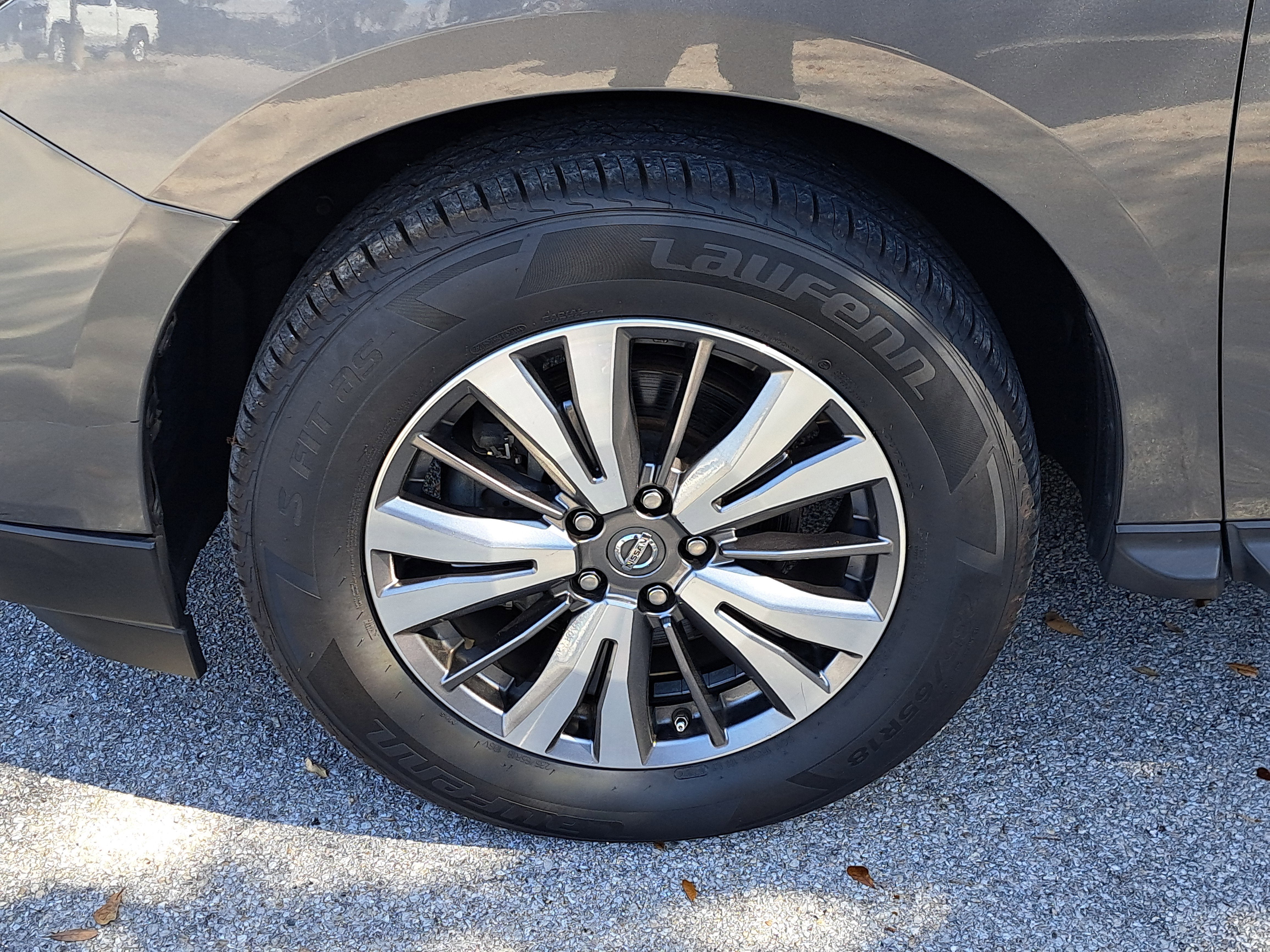 2018 Nissan Pathfinder SV