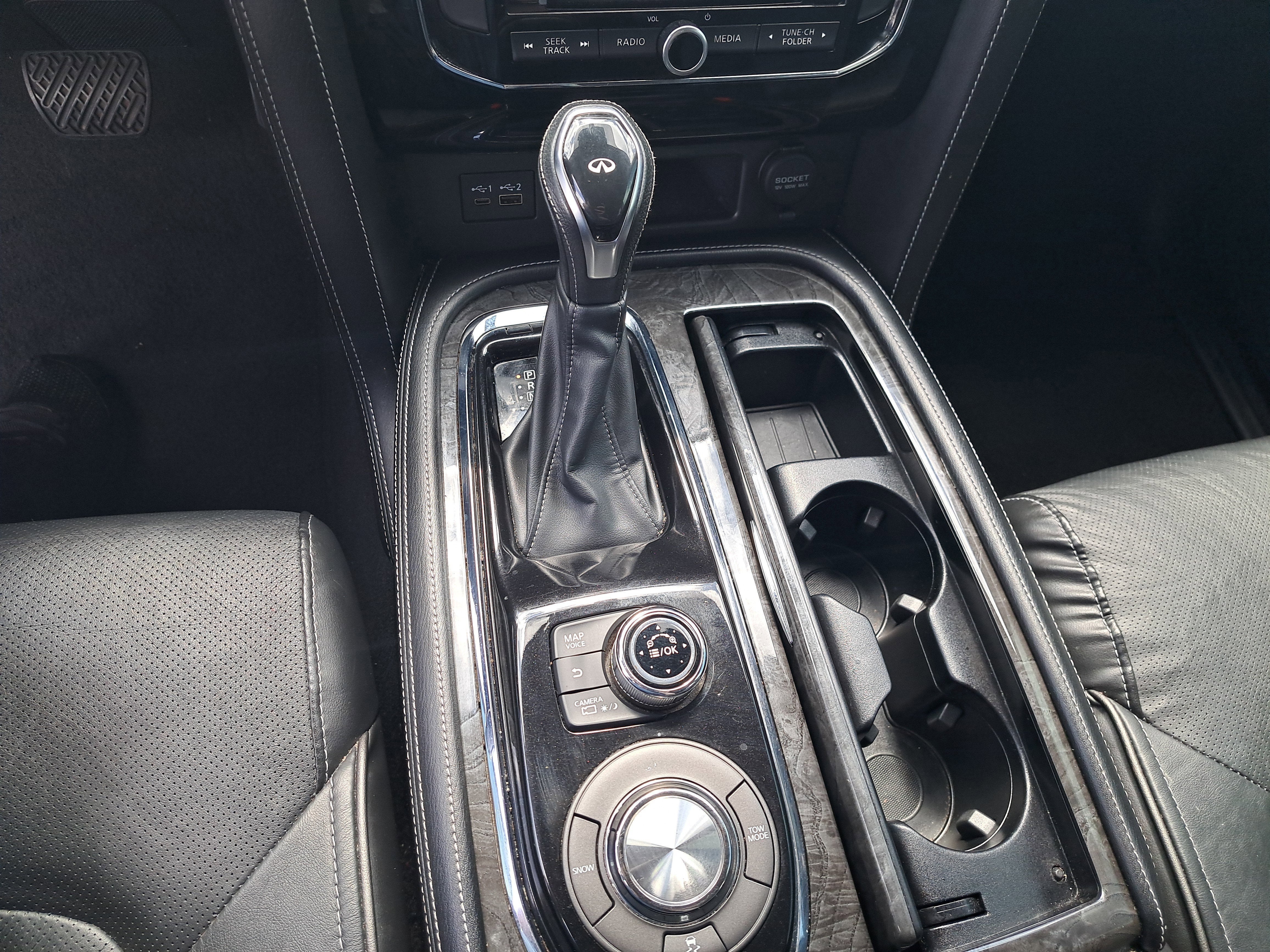 2021 INFINITI QX80 LUXE