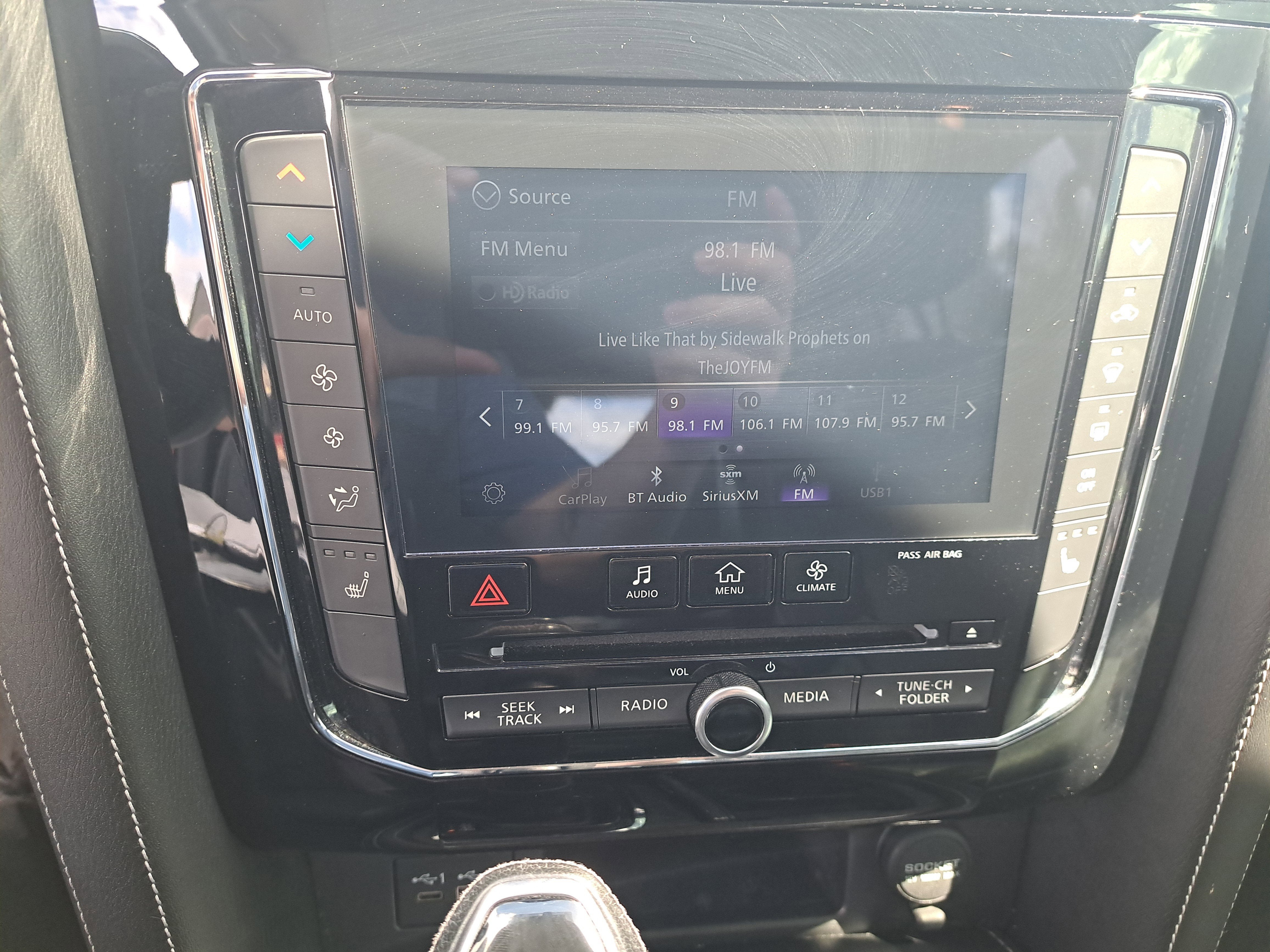 2021 INFINITI QX80 LUXE