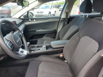 2025 Kia K5 LXS