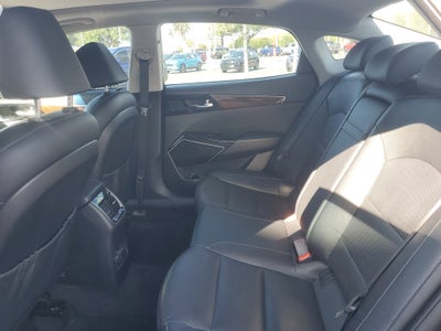 2017 Kia Cadenza Technology