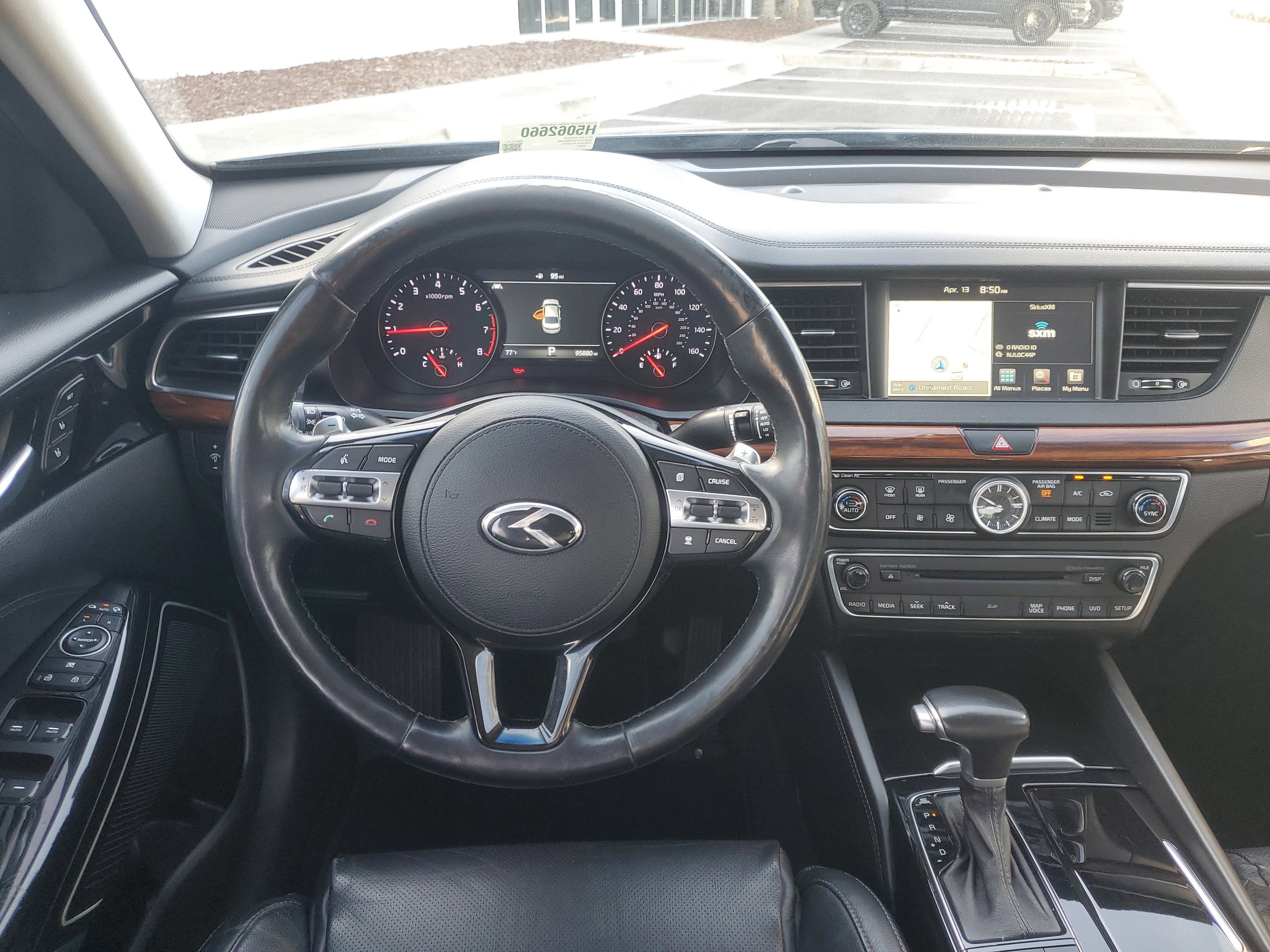 2017 Kia Cadenza Technology