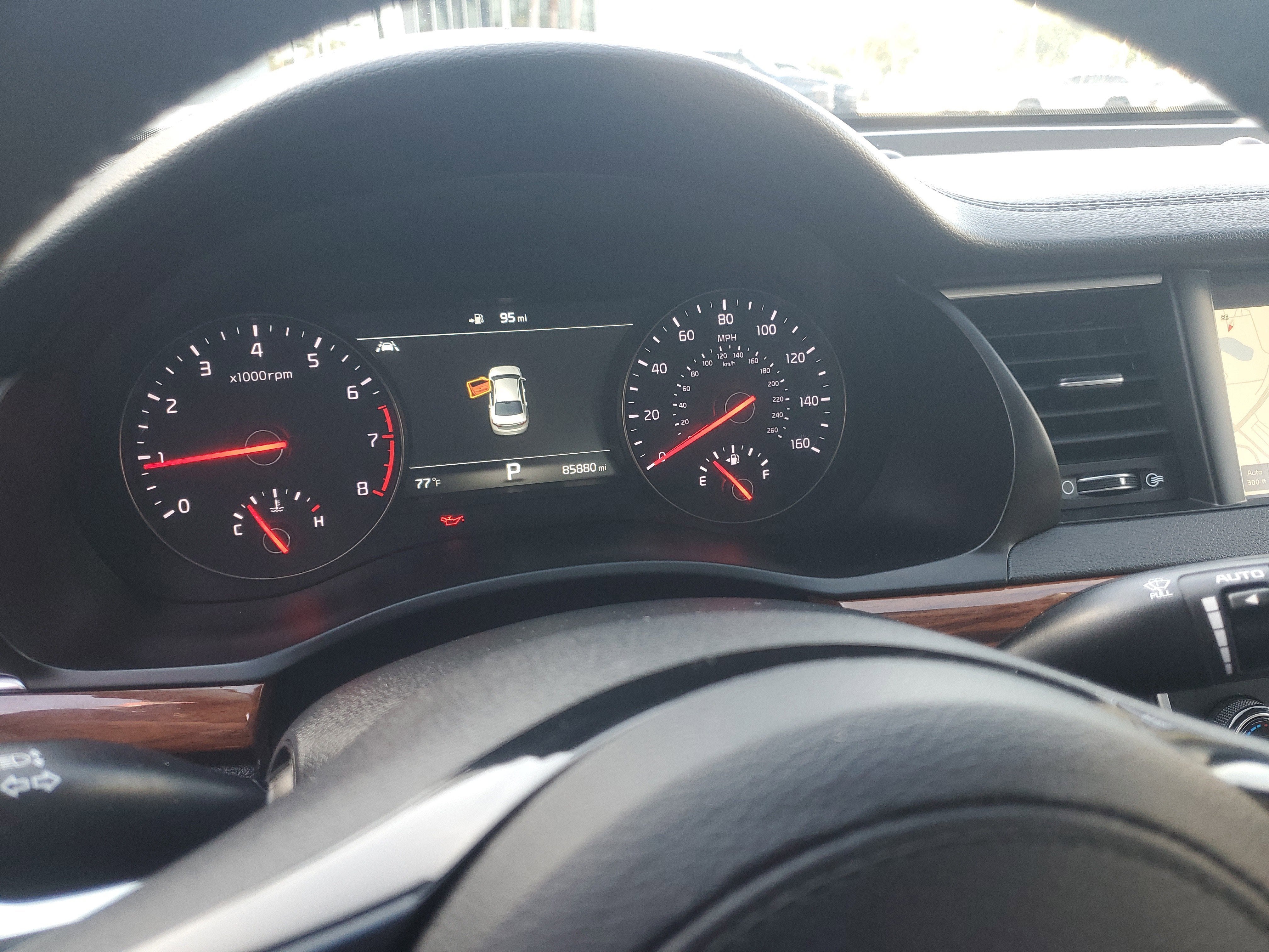 2017 Kia Cadenza Technology