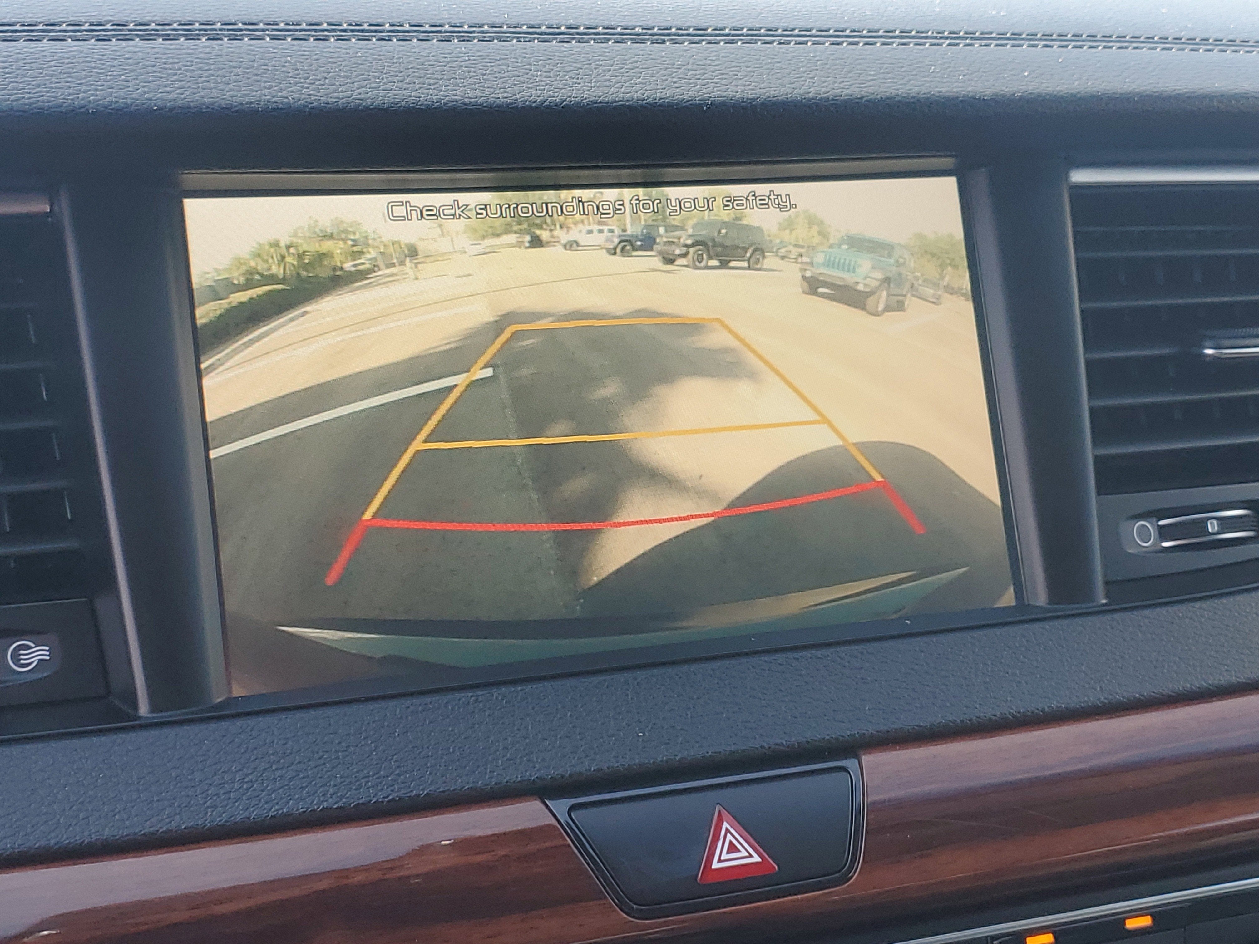 2017 Kia Cadenza Technology