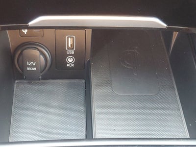 2017 Kia Cadenza Technology