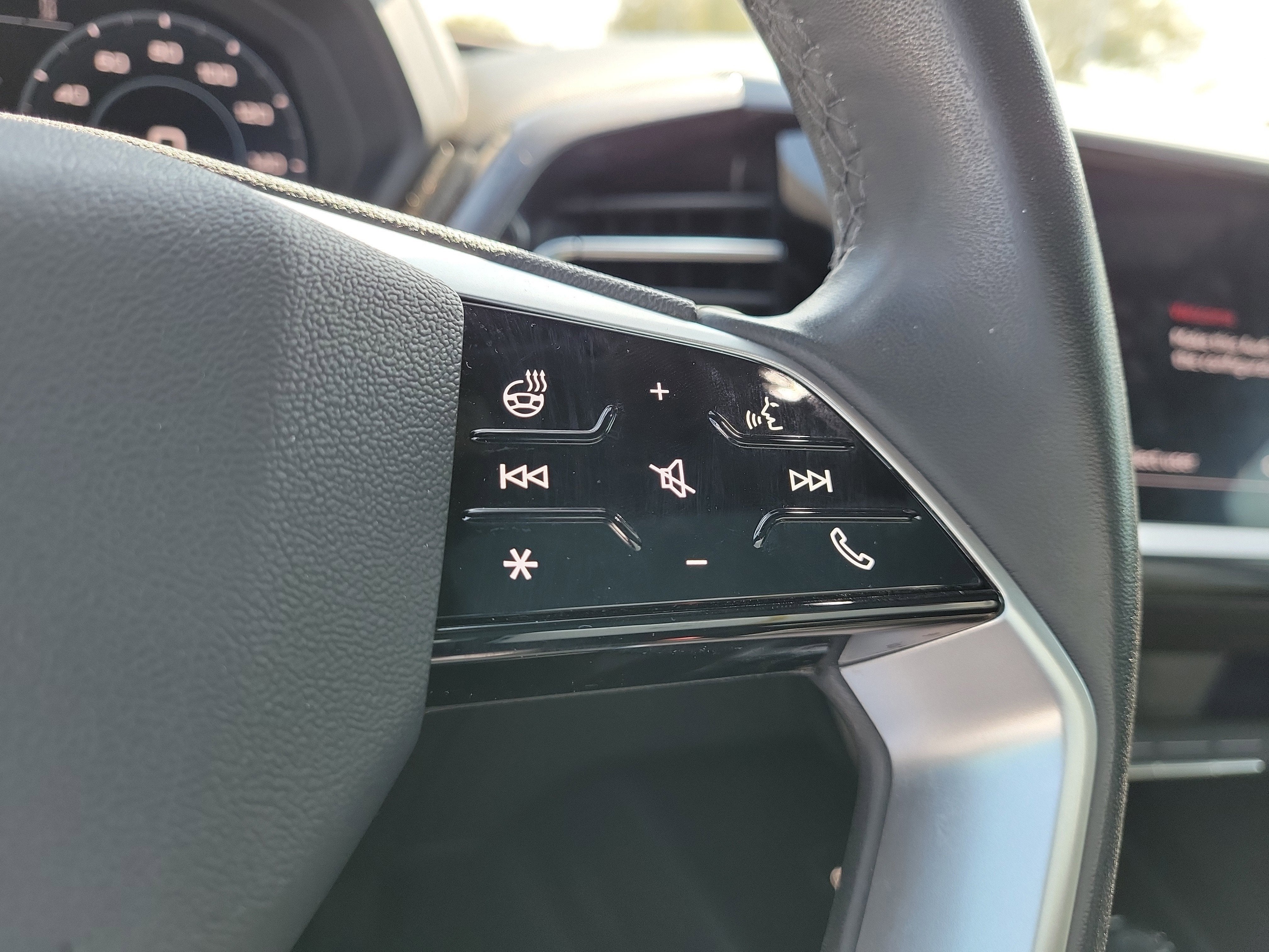 2022 Audi Q4 e-tron Premium Plus