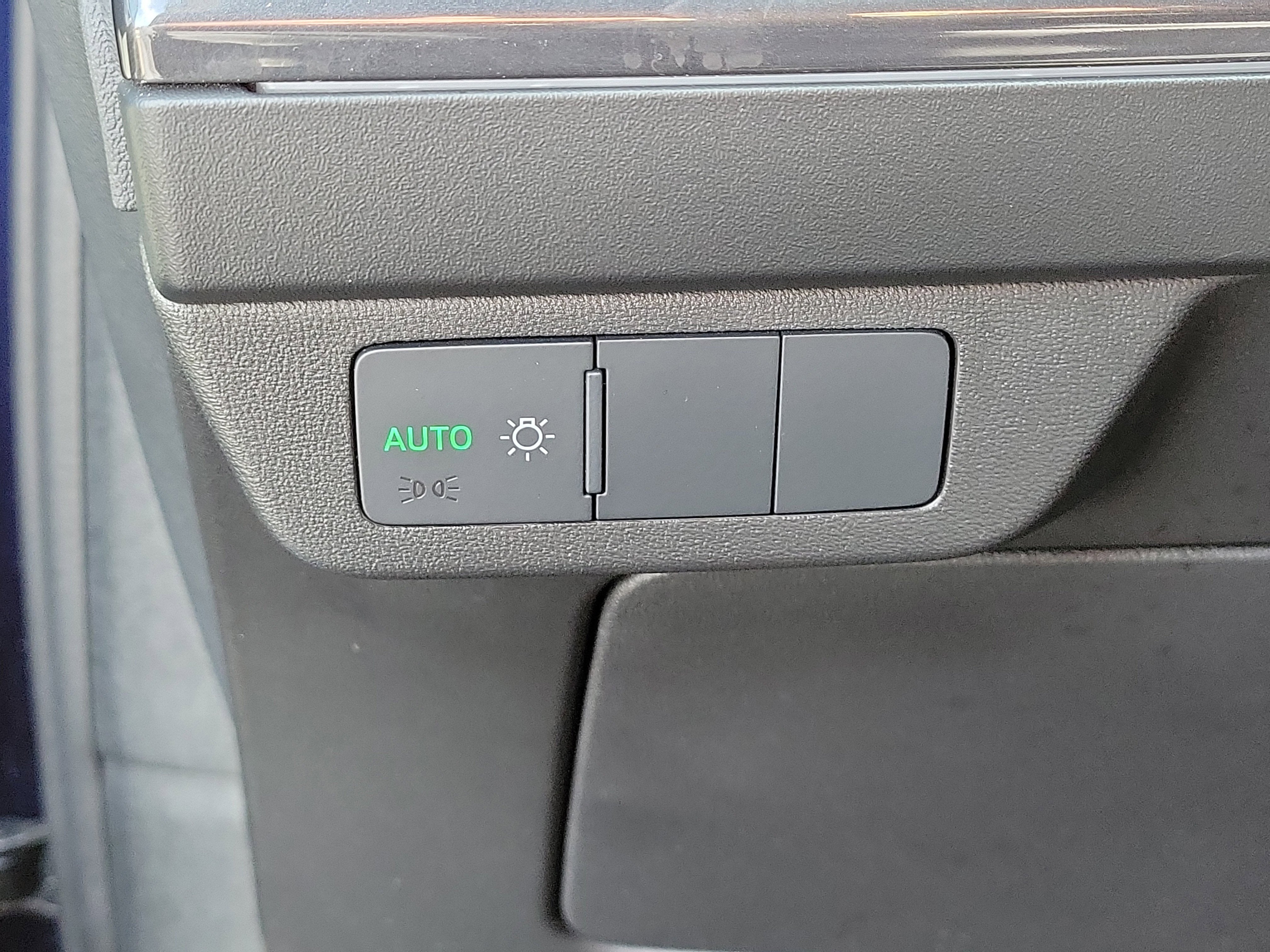 2022 Audi Q4 e-tron Premium Plus