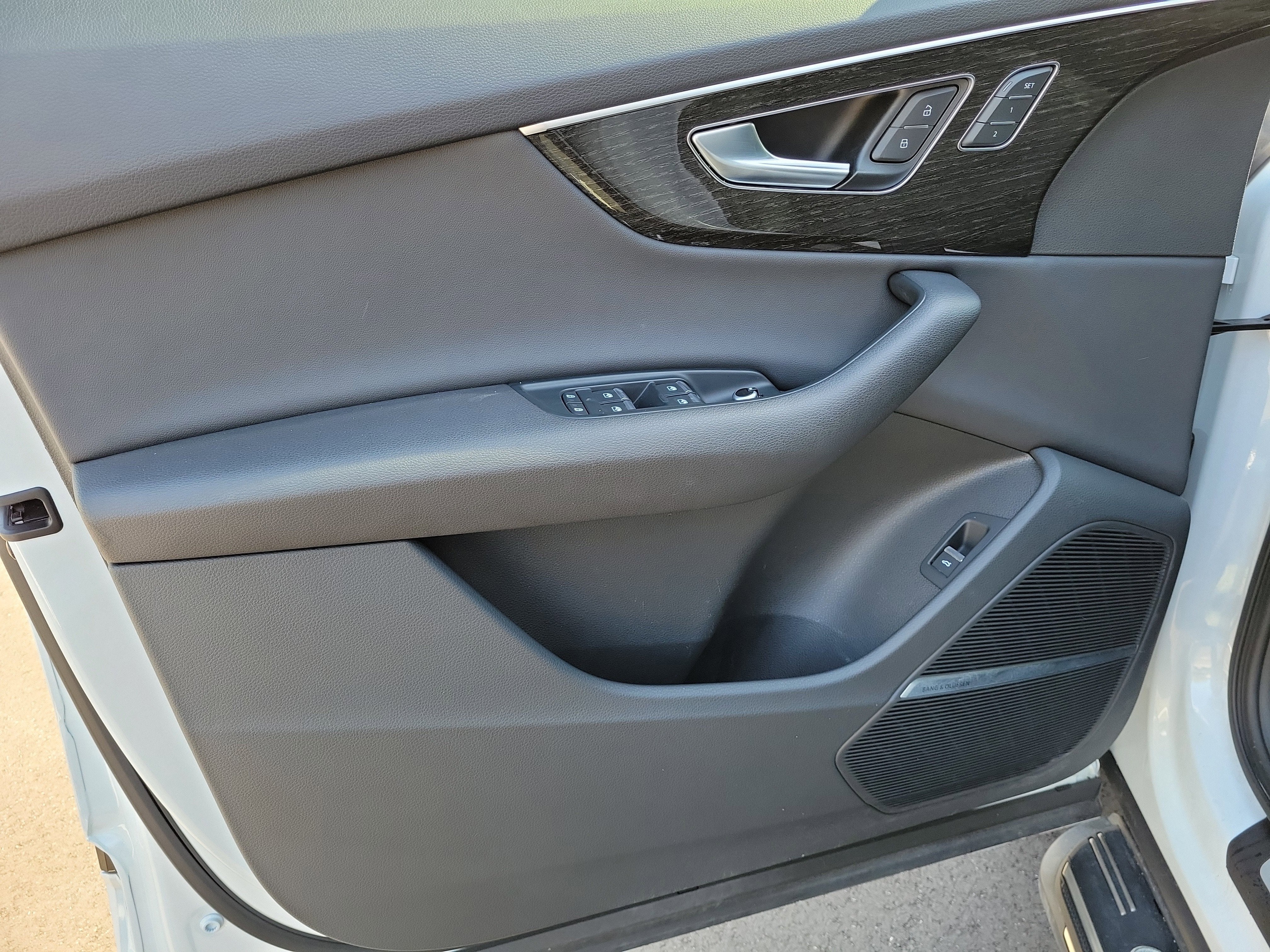 2022 Audi Q7 Premium Plus