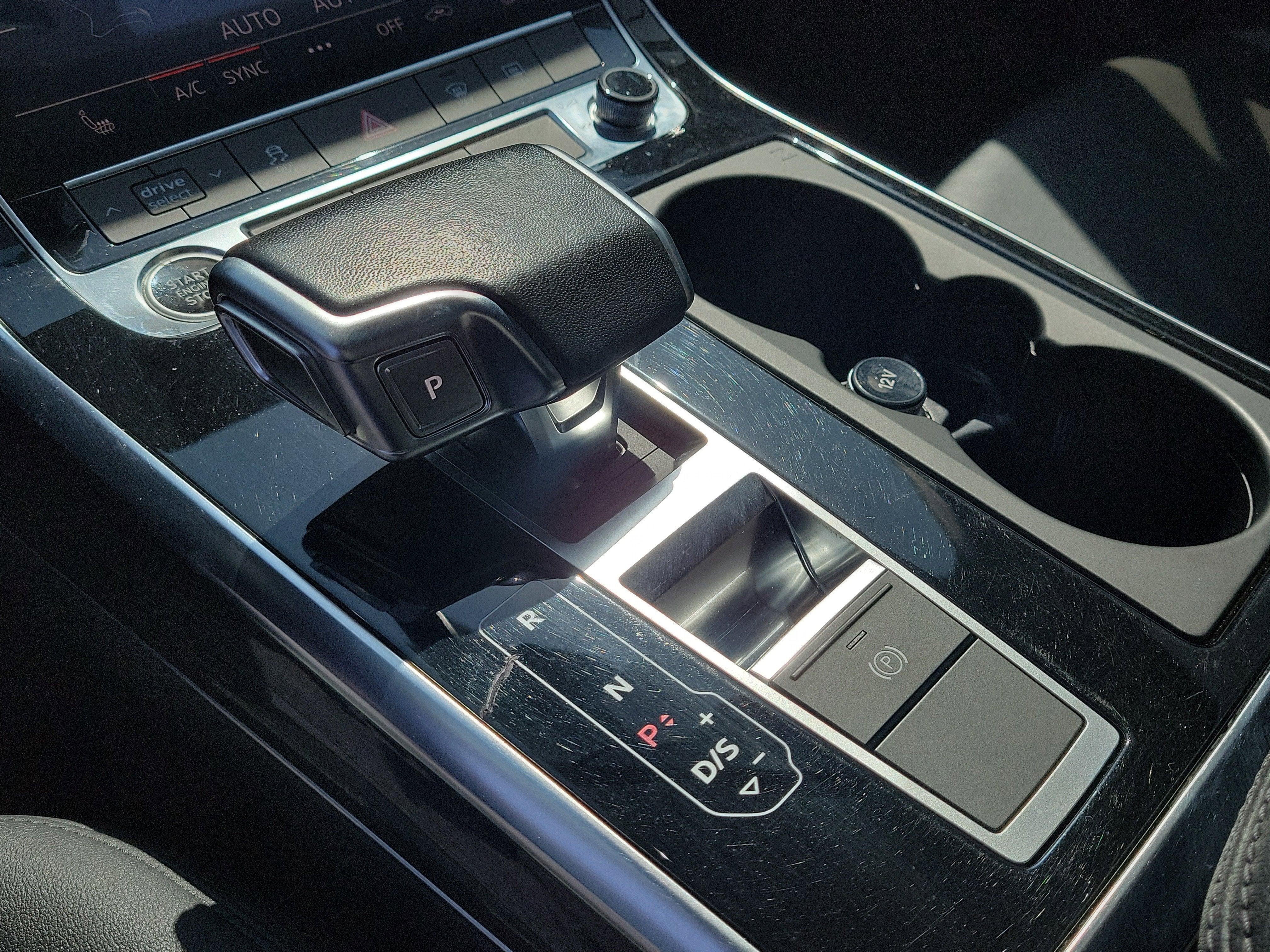 2022 Audi Q7 Premium Plus