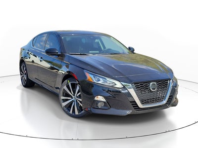 2022 Nissan Altima 2.5 Platinum