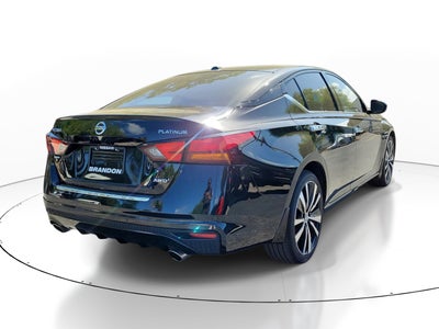 2022 Nissan Altima 2.5 Platinum