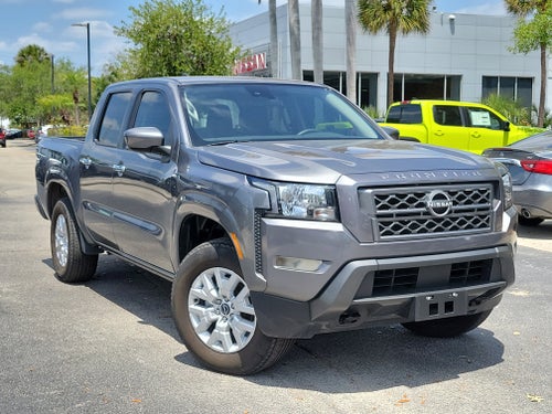 2023 Nissan Frontier SV