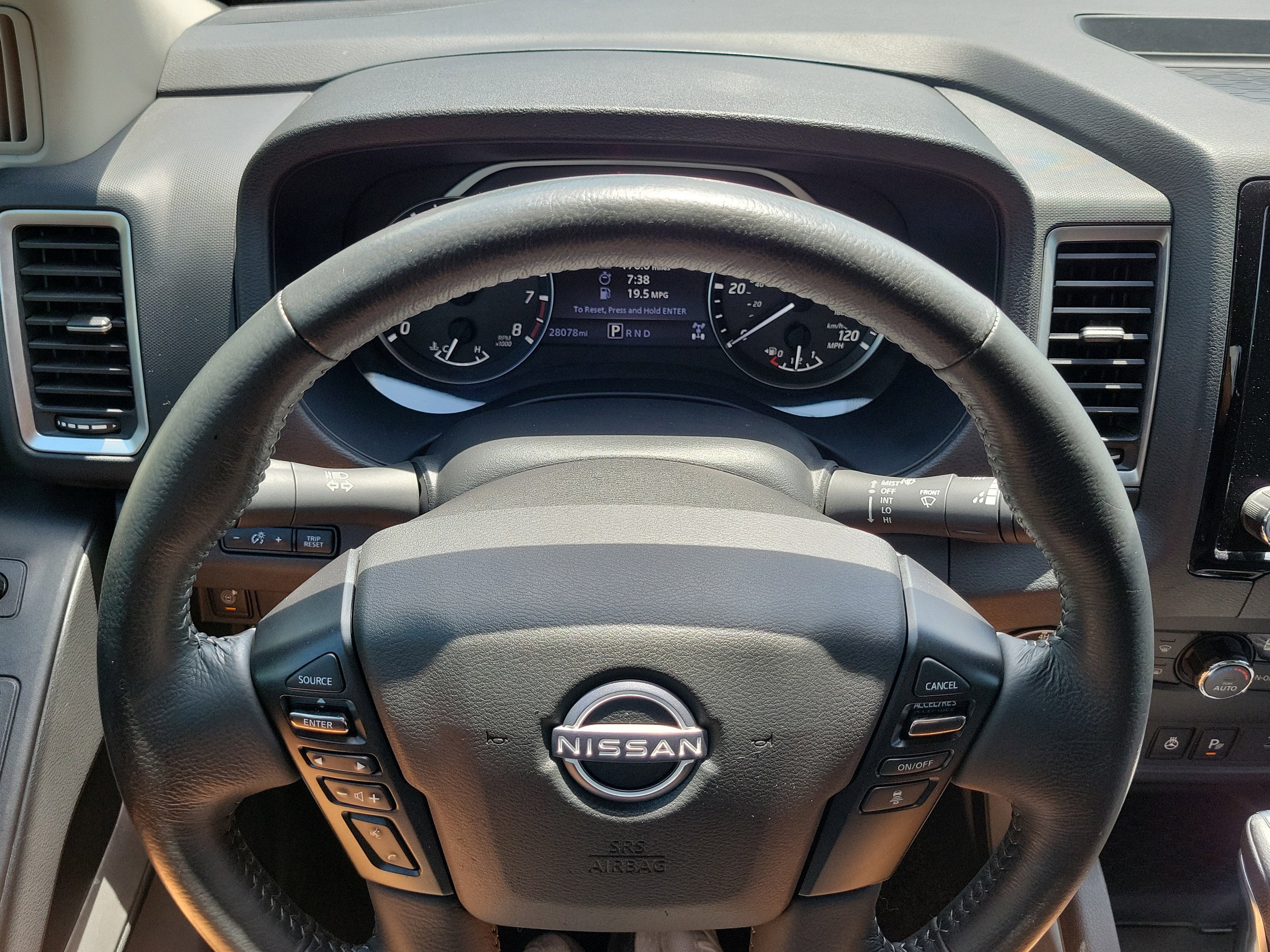 2023 Nissan Frontier SV