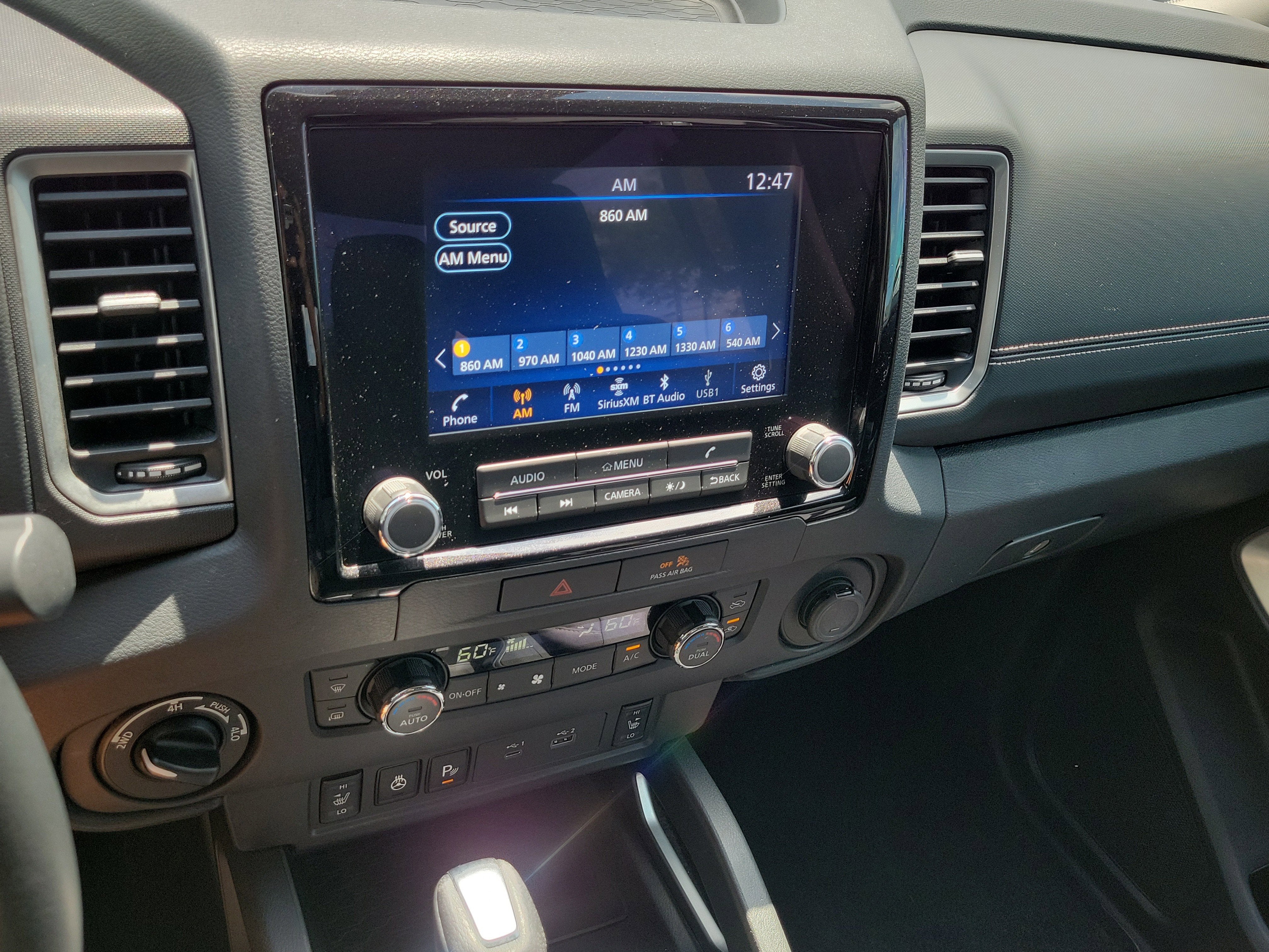 2023 Nissan Frontier SV