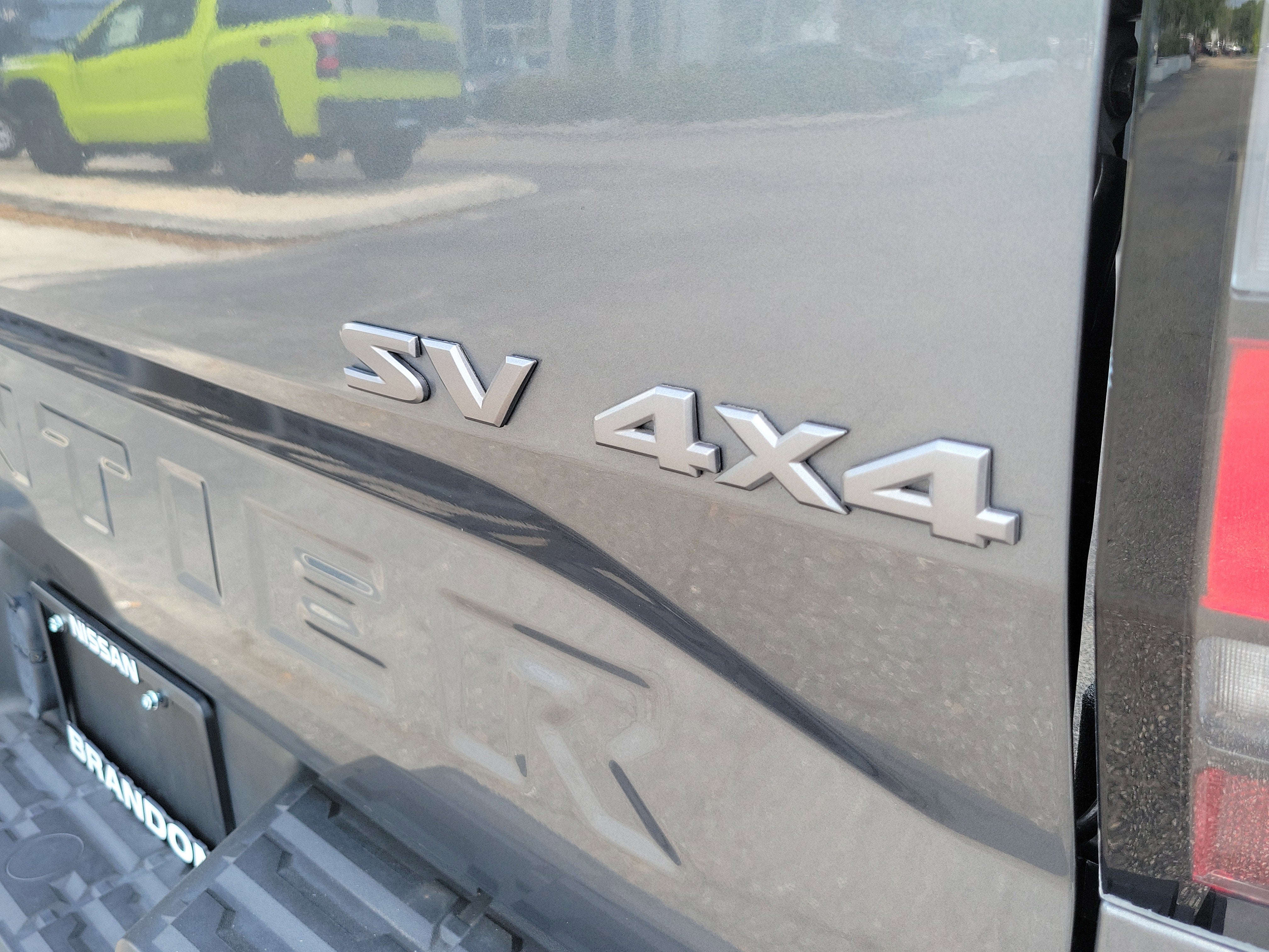 2023 Nissan Frontier SV