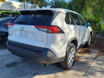 2023 Toyota RAV4 LE