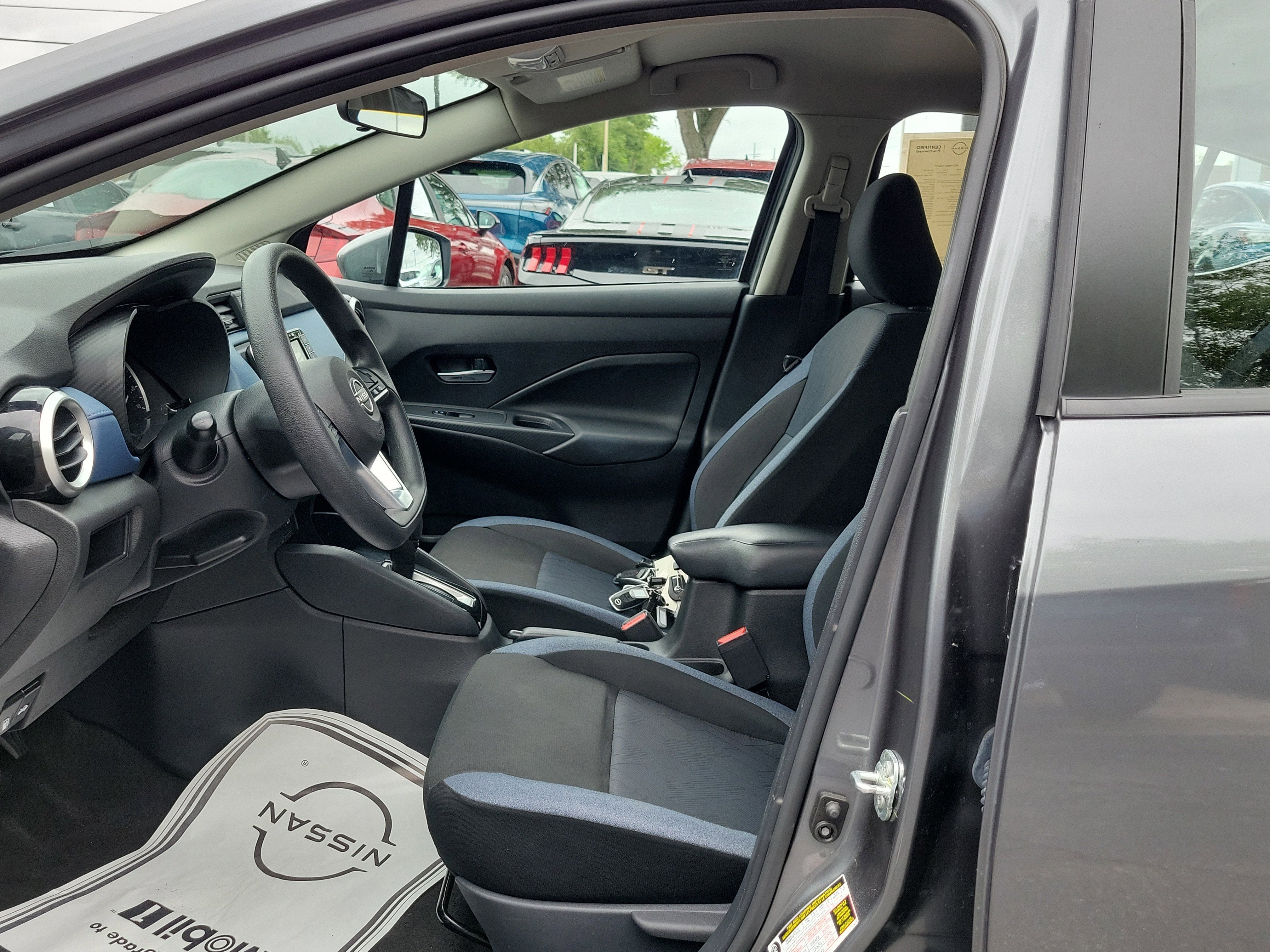 2025 Nissan Versa SV